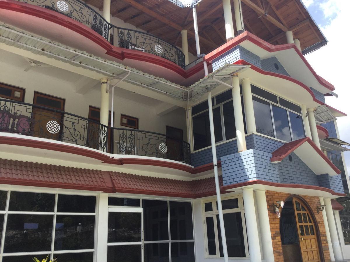 Sapphire Inn Bhīm Tāl Exteriör bild
